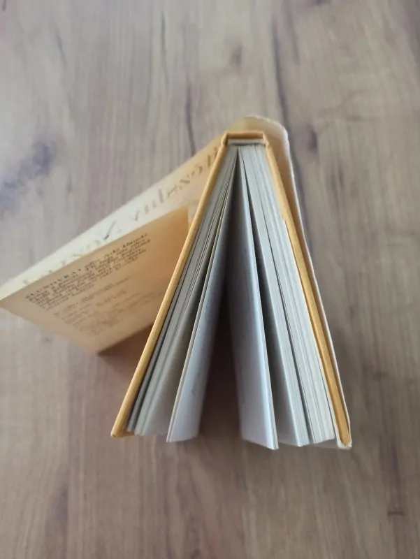 VÍTĚZSLAV NEZVAL - Manon Lescaut