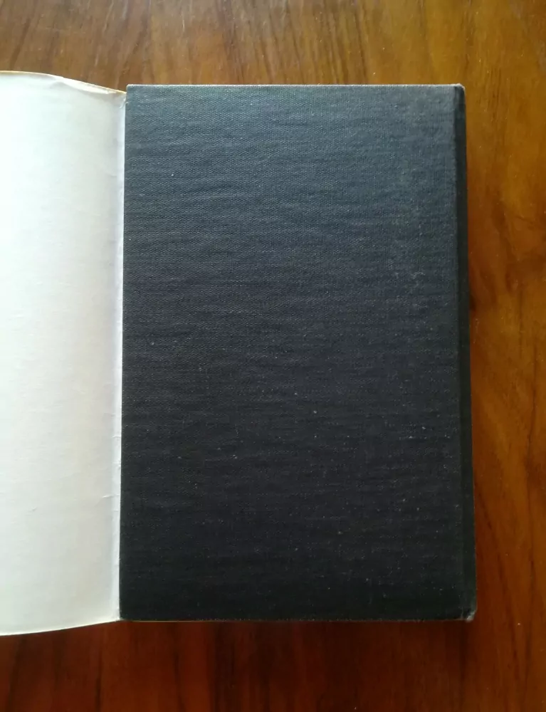 VLASTA JAVOŘICKÁ - Granáty