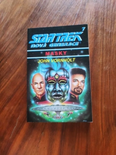 JOHN VORNHOLT - Star Trek: Nová generace 7 díl - Masky