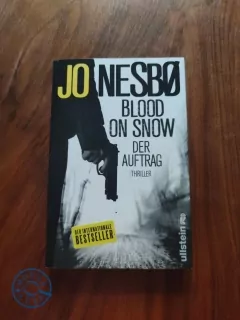 JO NESBO - Blood on Snow : Der Auftrag - thriller