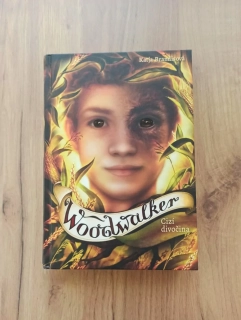 KATJA BRANDIS - Cizí divočina – Woodwalker 4.díl