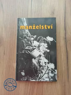 MARTIN VALÁŠEK - Manželství