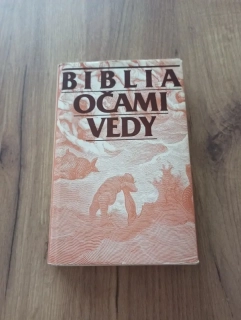 IOSIF ARONOVIČ KRYVELJOV - Biblia očami vedy