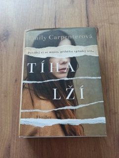 EMILY CARPENTER - Tíha lží
