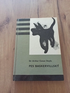 ARTHUR CONAN DOYLE - Pes baskervillský