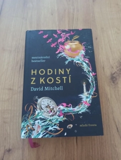 DAVID MITCHELL - Hodiny z kostí