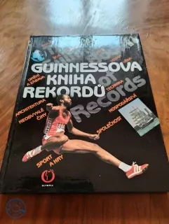 ALAN RUSSELL, NORRIS D. McWHIRTER - Guinnessova kniha rekordů
