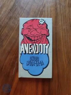 JIŘÍ ŠTUCHAL - Anekdoty okolo stola – la- la