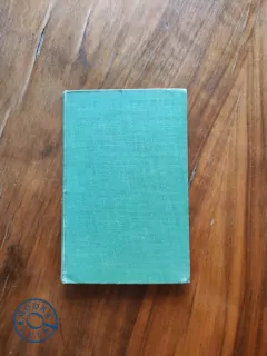 J. DOVER WILSON - The Essential Shakespeare