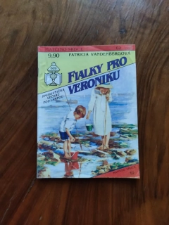 PATRICIA VANDENBERG - Fialky pro Veroniku