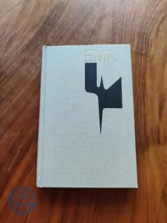 ERICH MARIA REMARQUE - Vítězný oblouk